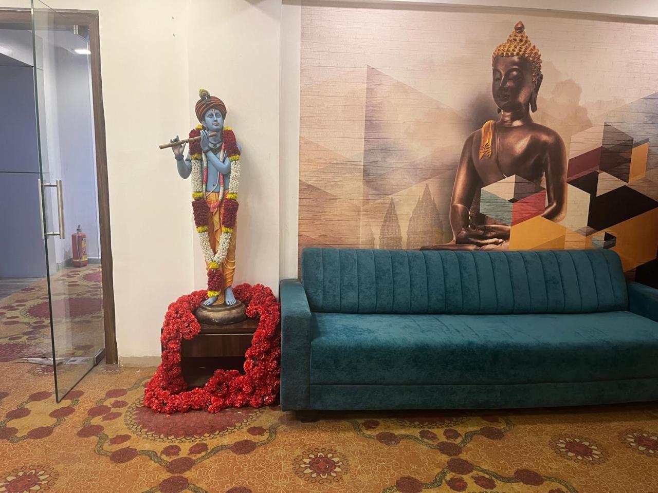 Arsh Executive Inn Dive エクステリア 写真
